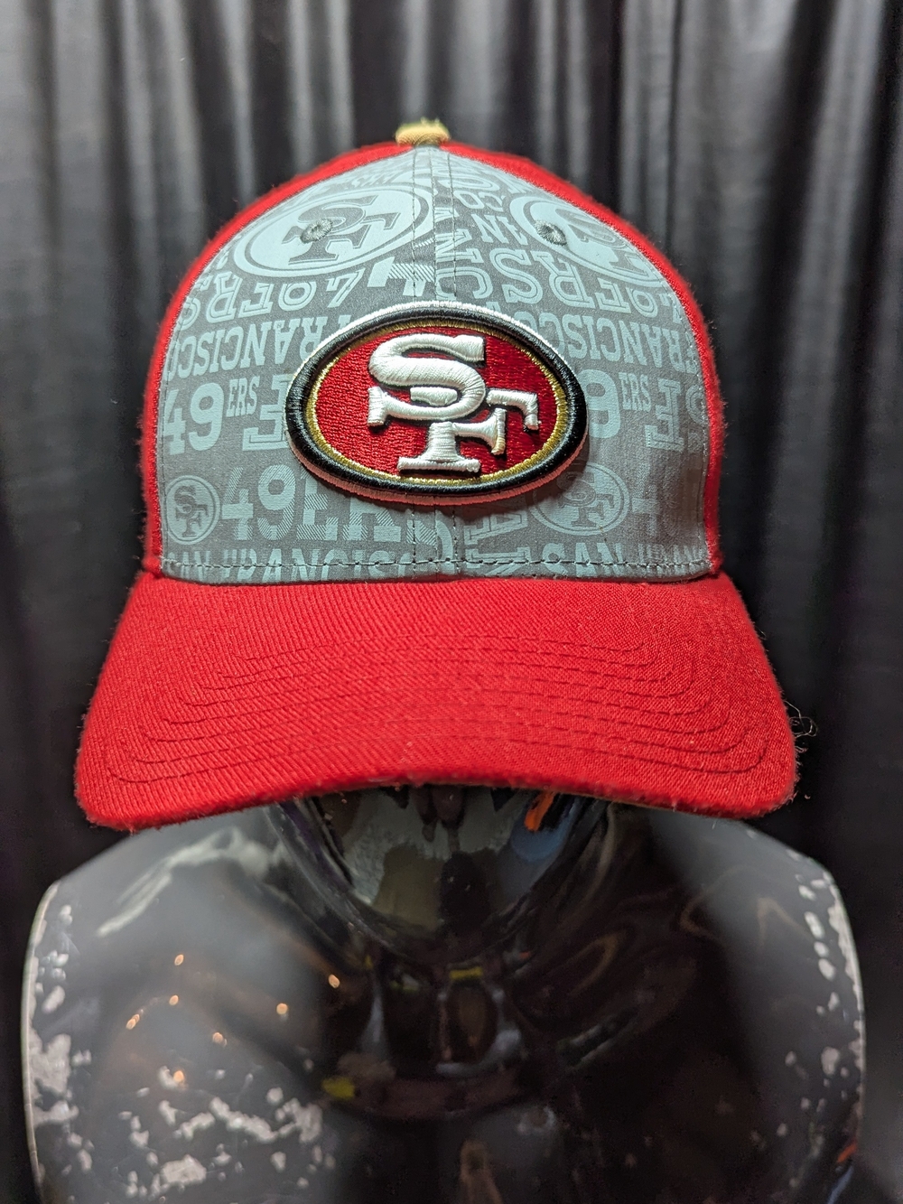 New Era NFL San Francisco 49ers 39THIRTY Stretch Fit Hat (Size Medium-Large)